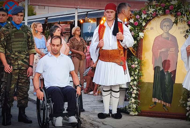 Βόνιτσα: H ιερά Λιτάνευση της εικόνας του Αγίου Παντελεήμονος (Βίντεο)